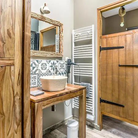 L'ecurie Avec Privatif *