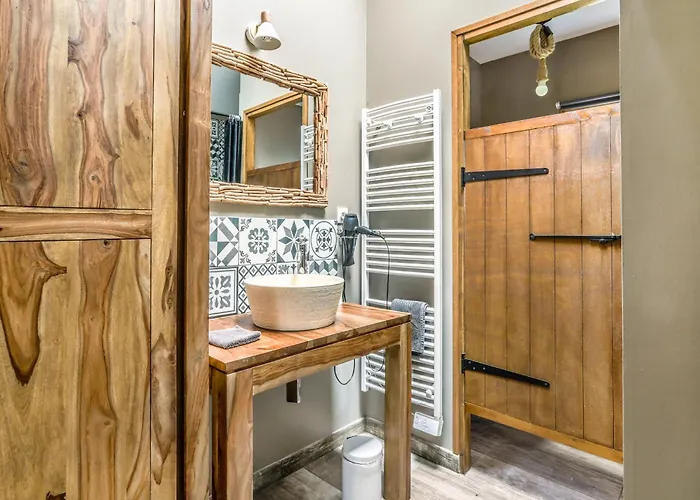 L'ecurie Avec Privatif *